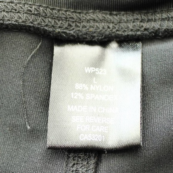 Women’s Reflex Capris Leggings, Zipper Pocket, Black, Gray Stripe, Size Large - Picture 7 of 8